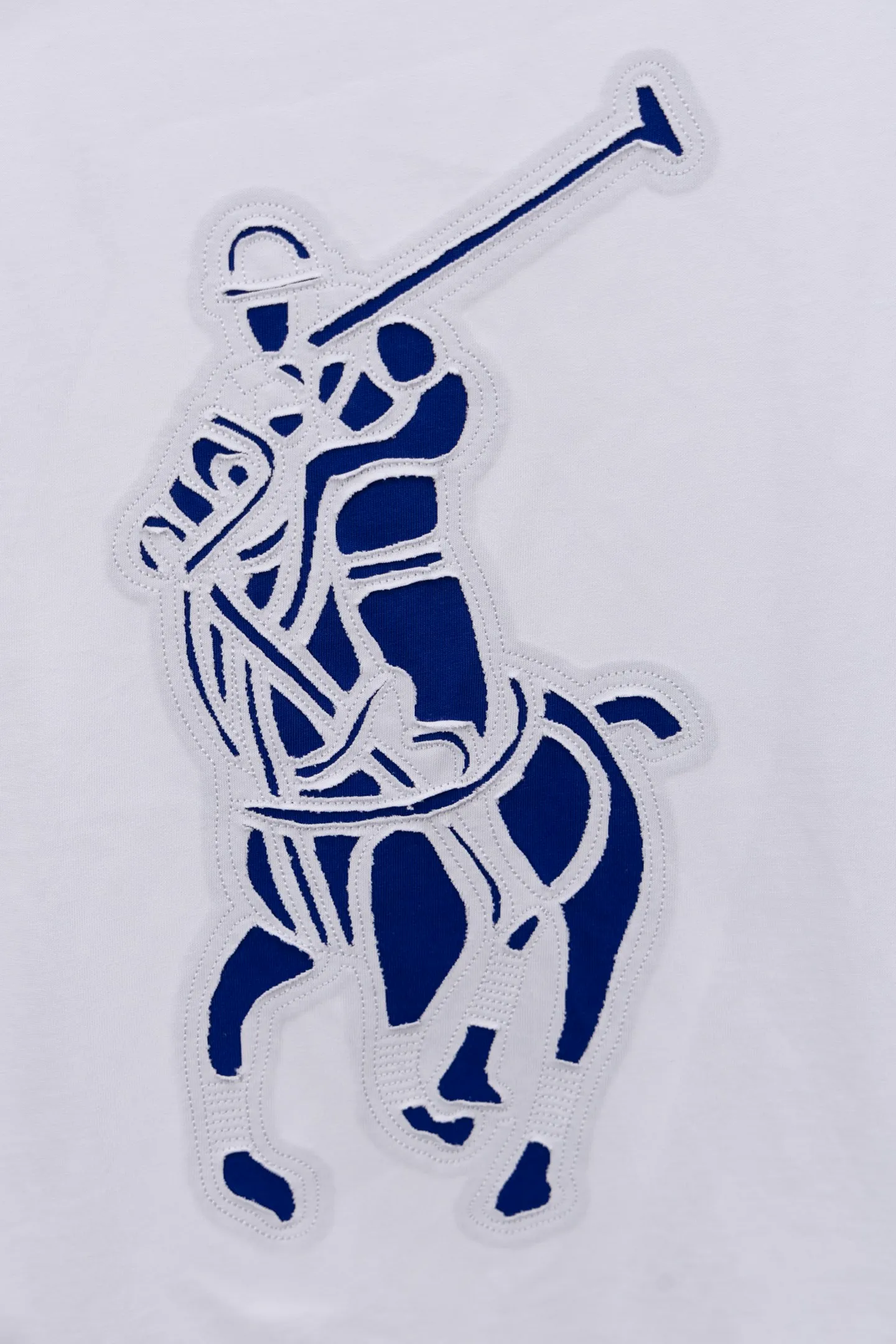 P190 model number/F121 POLO Ralph Lauren new model on the market 25ss 350G heavy washed and worn high-end short sleeves. The front panel is matched with a small logo and the back panel is cut and patched to embroider. A couple's short T. A high-end simple style that you will never get tired of. Pocket patch embroidery is simple style. Advanced temperament. Perfect detail processing💯 The classic logo logo upper body is super good-looking. Fabric: 300g. Version: loose T-shirt. Color: black and white.